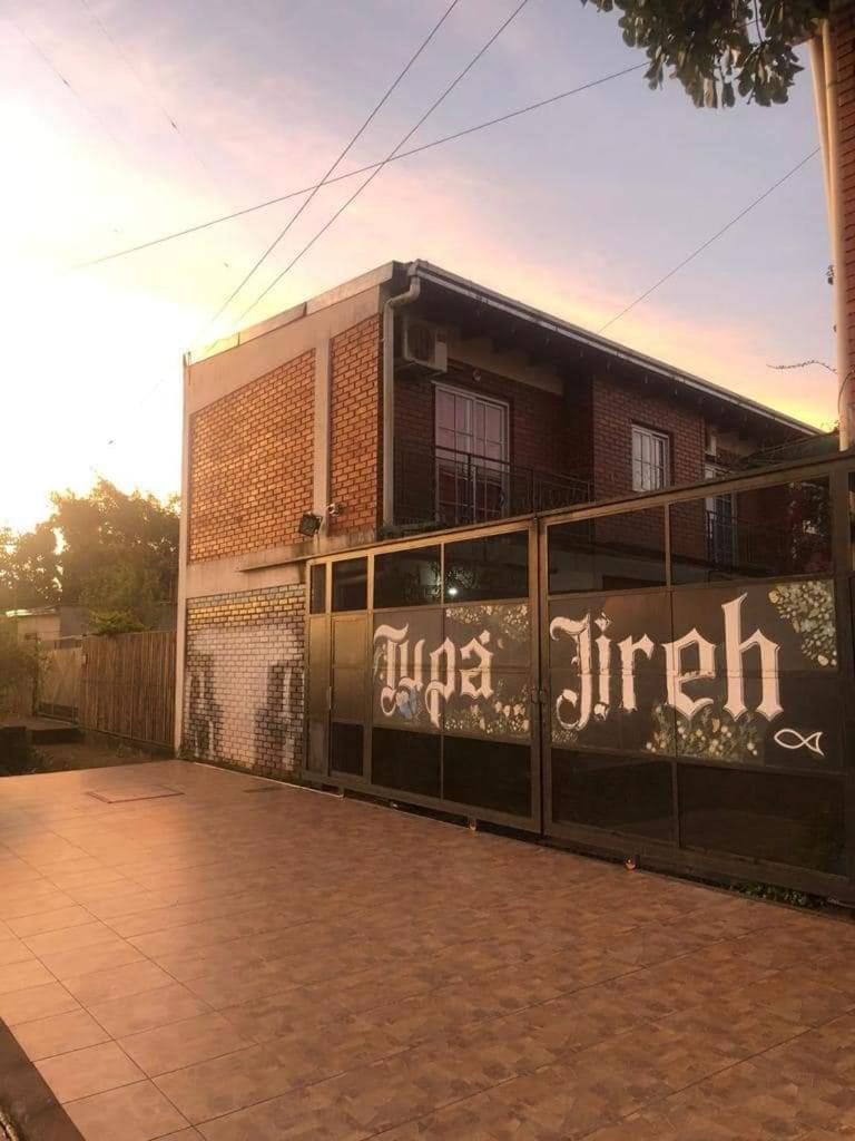 Tupa Jireh Villa Puerto Iguazu Exterior photo