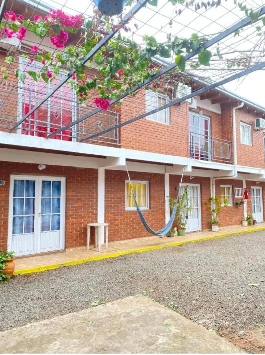 Tupa Jireh Villa Puerto Iguazu Exterior photo