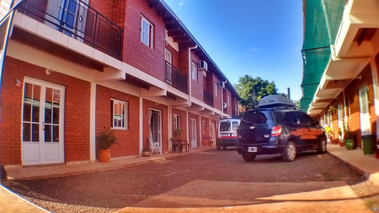 Tupa Jireh Villa Puerto Iguazu Exterior photo